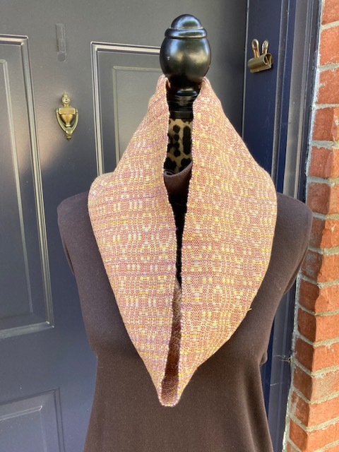 Hourglass Overshot cowl